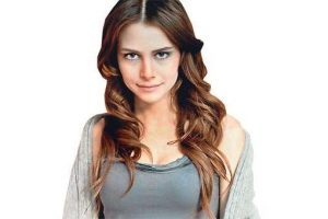 Dizi setinde dayak