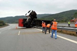 TEM Otoyolu'nda trafik kazası
