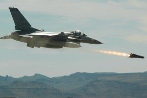 T&uuml;rk jetleri Kandil semalarında