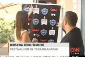 &Uuml;zerine reklam panosu d&uuml;ş&uuml;nce espriyi patlattı