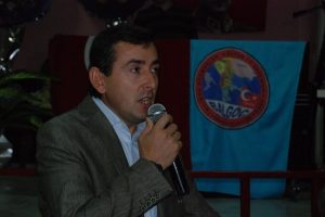 Aydın g&ouml;&ccedil;menlerle buluştu