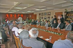Gelirleri azalan odalar &ccedil;areyi birleşmekte buldu