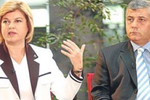 Demirel'den &Ccedil;iller'e: Seni camdan atarım