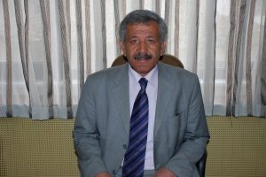 G&ouml;revden aldığı memurun odasını m&uuml;h&uuml;rletti