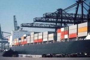 Dış ticaret a&ccedil;ığı beklentiyi aştı