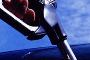 Şof&ouml;rlerden motorin istanı!