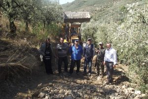 Gemlik'te arazi yolları a&ccedil;ılıyor