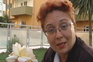 Kanser uzmanı doktor, kanseri azmiyle yendi