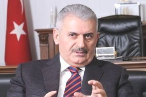 Ulaştırma Bakanlığı, vize &uuml;cretlerini d&uuml;ş&uuml;rd&uuml;, kamyoncunun y&uuml;z&uuml; g&uuml;lecek