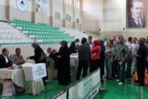 Başkan Yazıcı'nın koltuğu sallanıyor