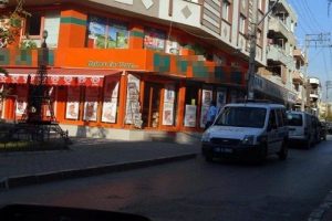Marketten yarım milyonluk altın &ccedil;aldılar