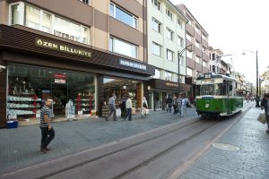 Tramvayla birlikte ticaretin şekli de değişti