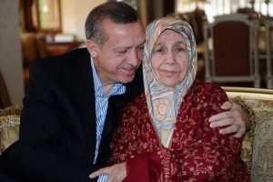 Başbakan'a d&uuml;nyadan taziye mesajları yağdı