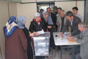 AK Parti'nin Keles'te delege se&ccedil;imleri yapıldı