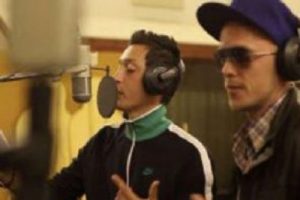 Mesut &Ouml;zil'den rap şarkı!
