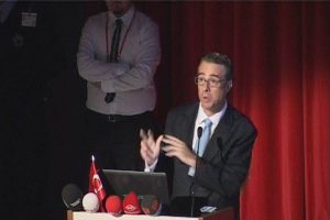 IMF T&uuml;rkiye temsilcisine yumurtalı saldırı
