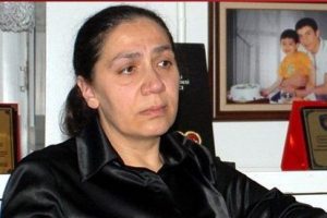 AK Parti'li Eronat, g&ouml;zyaşlarına hakim olamadı