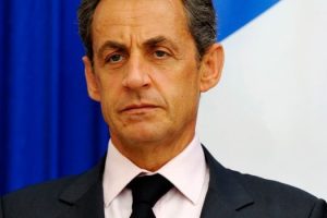 Sarkozy'den T&uuml;rkiye'ye g&ouml;n&uuml;l alma mesajı