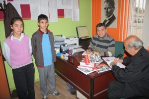 Yenişehir Belleği &ouml;ğrencilere imzalandı