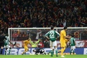 Spor yazarları G.Saray Bursaspor ma&ccedil;ı i&ccedil;in ne yazdı?