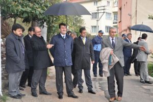 D&uuml;ndar'ı yağmur bile durduramadı