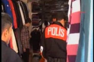 Cezaevinden &ccedil;ıkıp eski eşini bı&ccedil;akladı