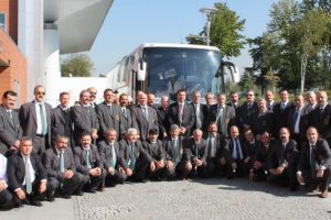 Mehter takımı dualarla &Ccedil;in'e uğurlandı
