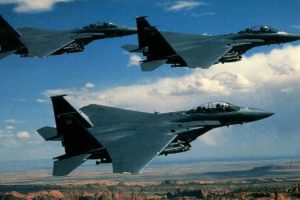 Mehmet&ccedil;ik, Kuzey Irak'ta PKK yuvalarını karadan ve havadan vuruyor