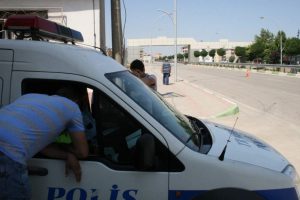 Emniyetten emniyet kemeri alarmı