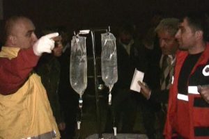 Yaralılar Erciş Devlet Hastanesine sevk ediliyor