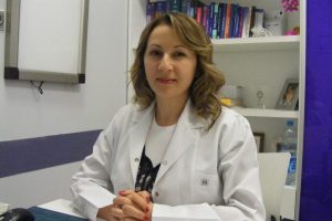 Soğuk y&uuml;z felci yapıyor