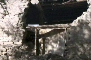 İşte depremin merkezindeki k&ouml;y&uuml;n hali