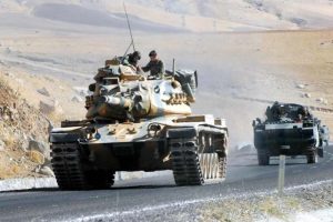 T&uuml;rk tankları Kuzey Irak'ta