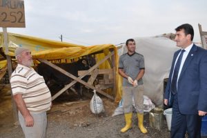 D&uuml;ndar kurban pazarını denetledi