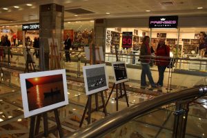 Karma fotoğraflar AS Merkez Outlet'te