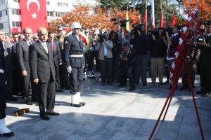 Bursa'da Cumhuriyet Bayramı t&ouml;renleri başladı