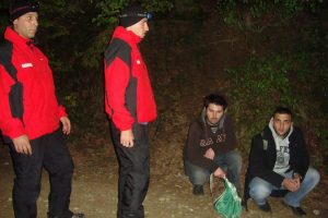 Kestane toplamak i&ccedil;in &ccedil;ıktıkları Uludağ'da kayboldular