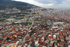Vali Harput: Ka&ccedil;ak yapılar g&ouml;zyaşına bakılmaksızın yıkılmalı