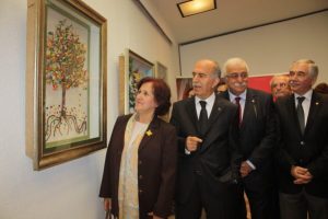 Gelinlerin r&uuml;yası &ccedil;eyizler yarıştı