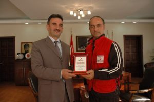 Kızılay'dan Gemlik Belediyesi'ne teşekk&uuml;r