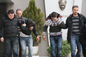Hırsızların &ccedil;aldığı 200 kiloluk para kasası boş &ccedil;ıktı