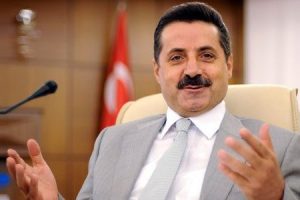 Bakan &Ccedil;elik'ten depremzedelere aylık m&uuml;jdesi