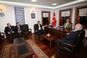 Sanayiciler otob&uuml;s, başkan ise Bursaray'a destek istedi