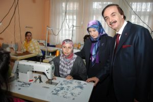 Yıl-Mek vatandaşları meslek sahibi yapıyor
