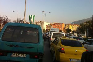 G&ouml;kdere Bulvarı kapatılınca trafik kilitlendi