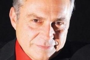 Haluk Bilginer'e &ouml;zel şof&ouml;r şoku
