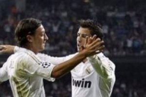 &Ouml;zil beni daha iyi bir oyuncu yaptı