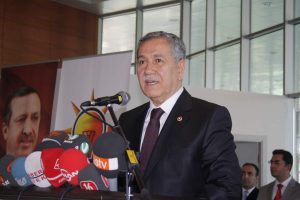 Arın&ccedil;'tan yeni Cumhurbaşkanı tarifi