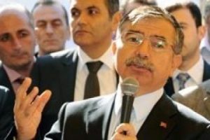 Bakan'dan askerlere 2 ay izin m&uuml;jdesi!