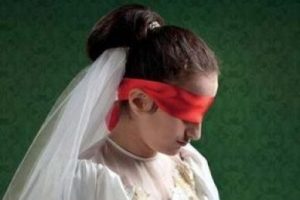 &Ccedil;eyiz sandığına kilitli &ccedil;ocuklar anlattı